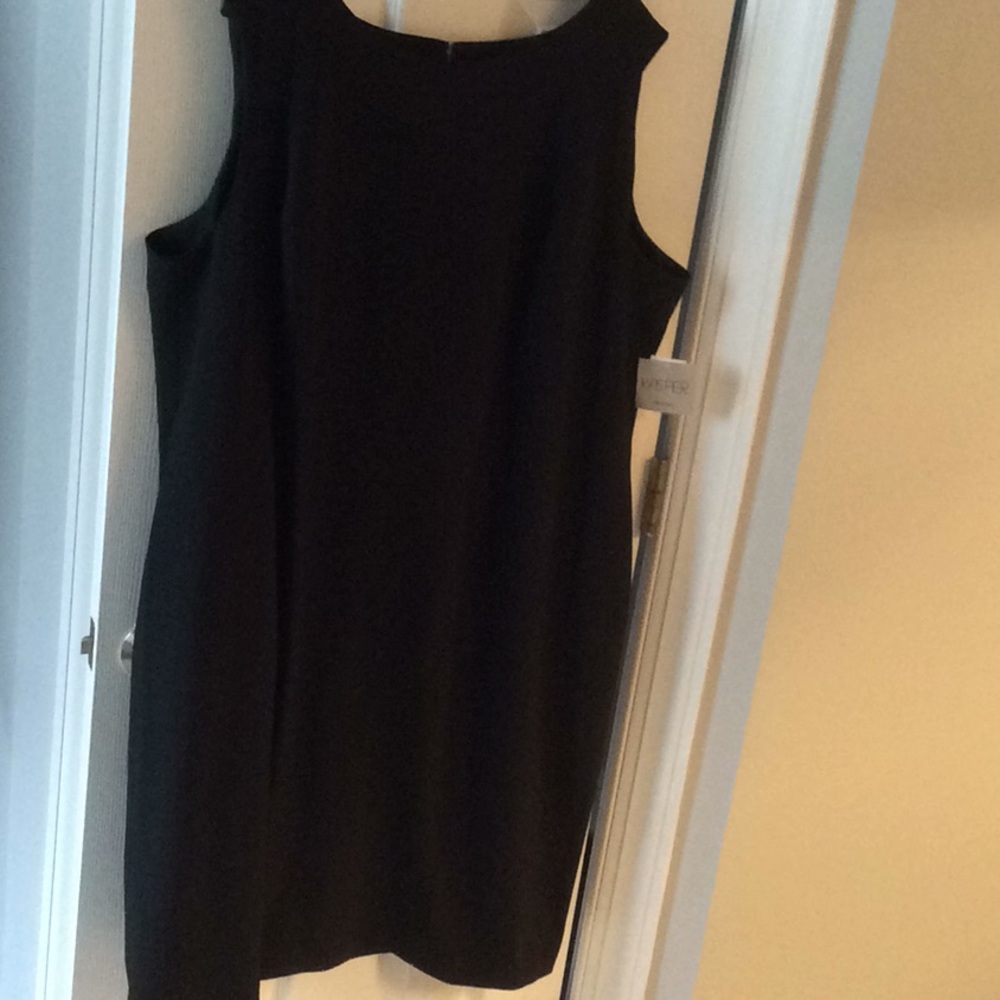 New little black dress from Kasper!